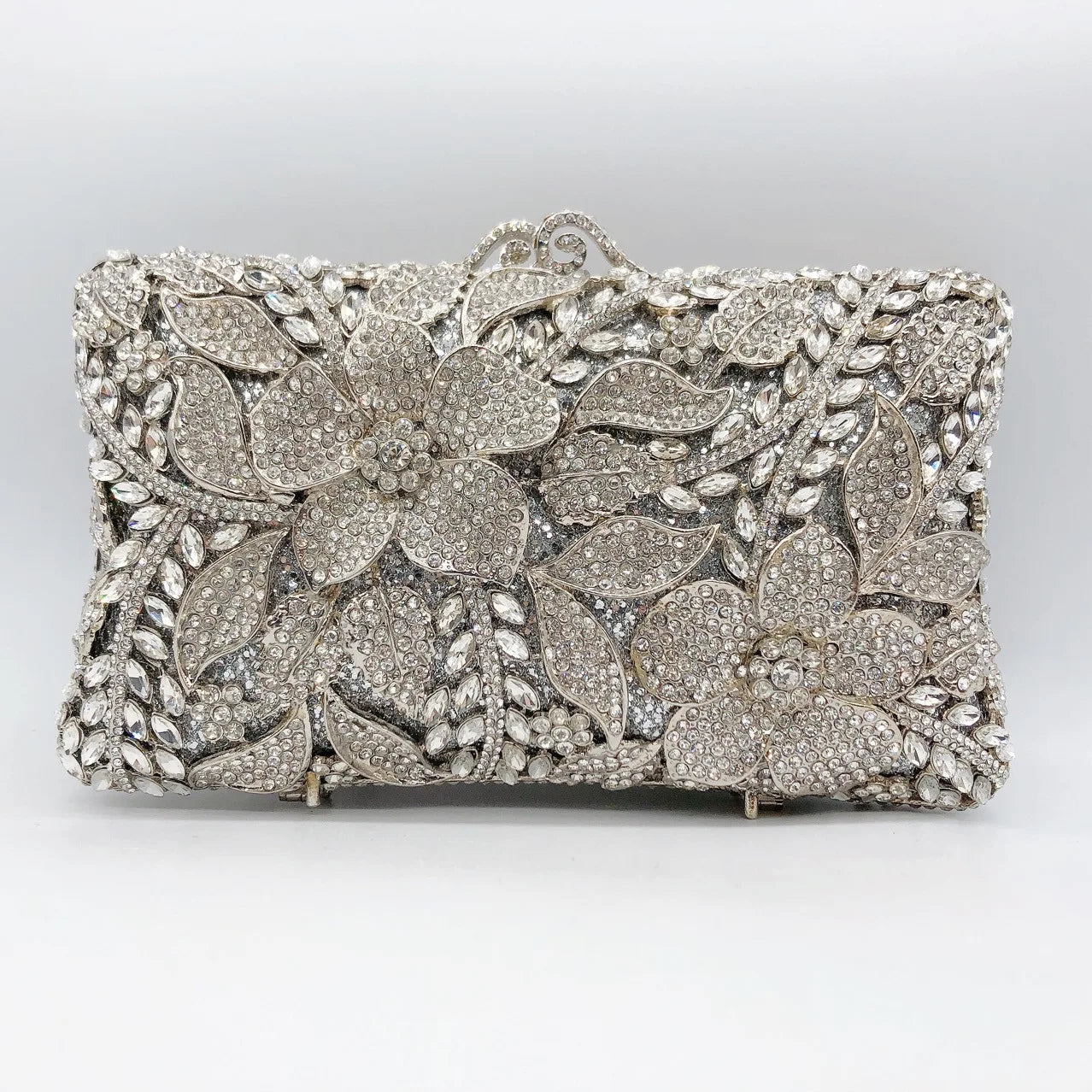 Tangled Clutch