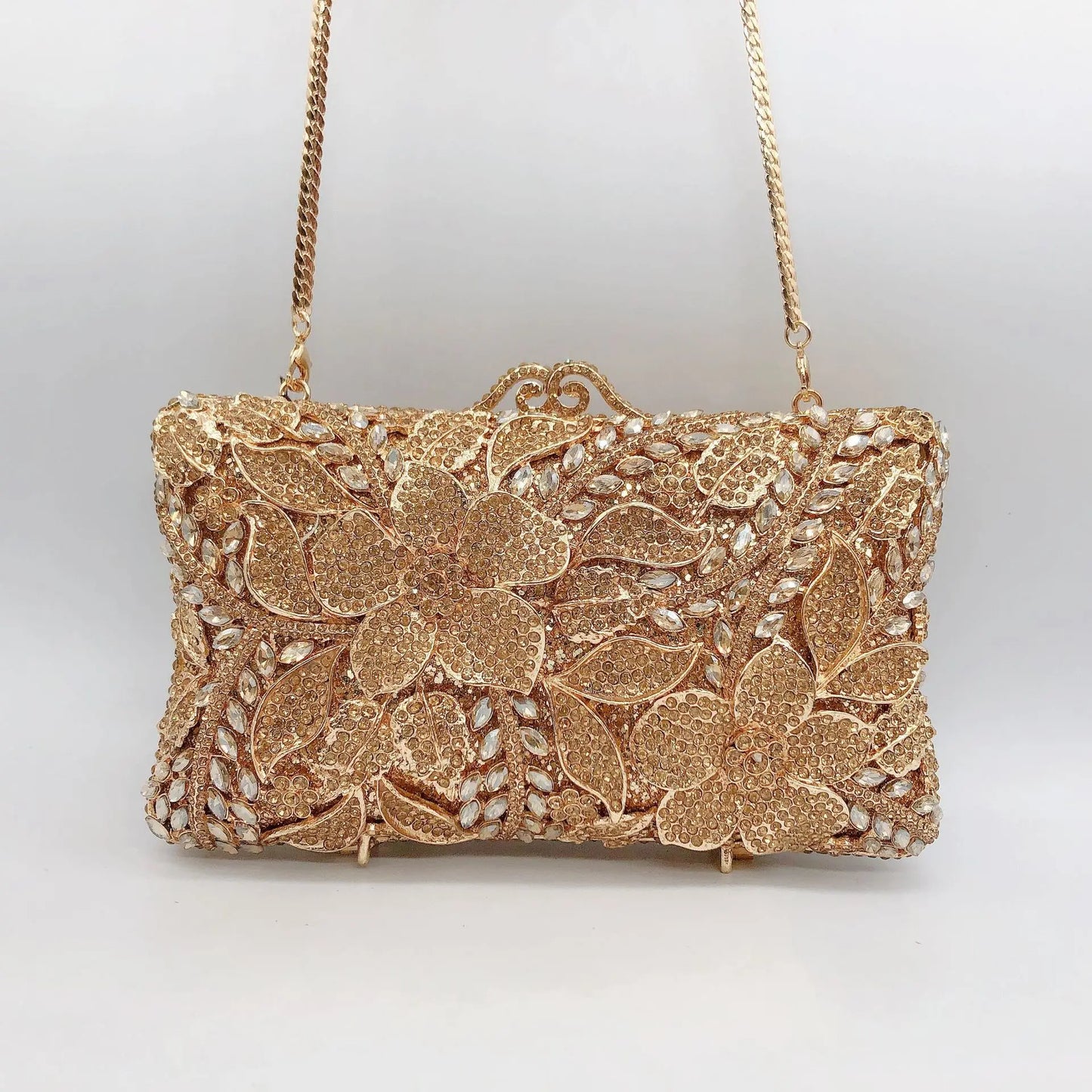 Tangled Clutch