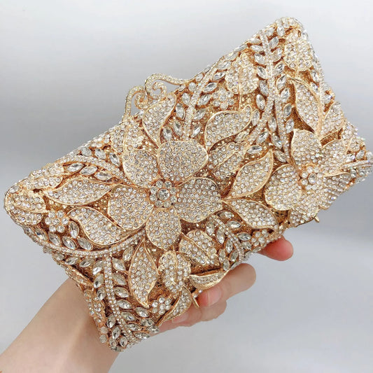 Tangled Clutch